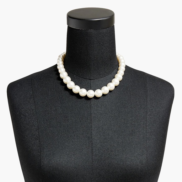 J. Crew Pearl necklace - Picture 2 of 3